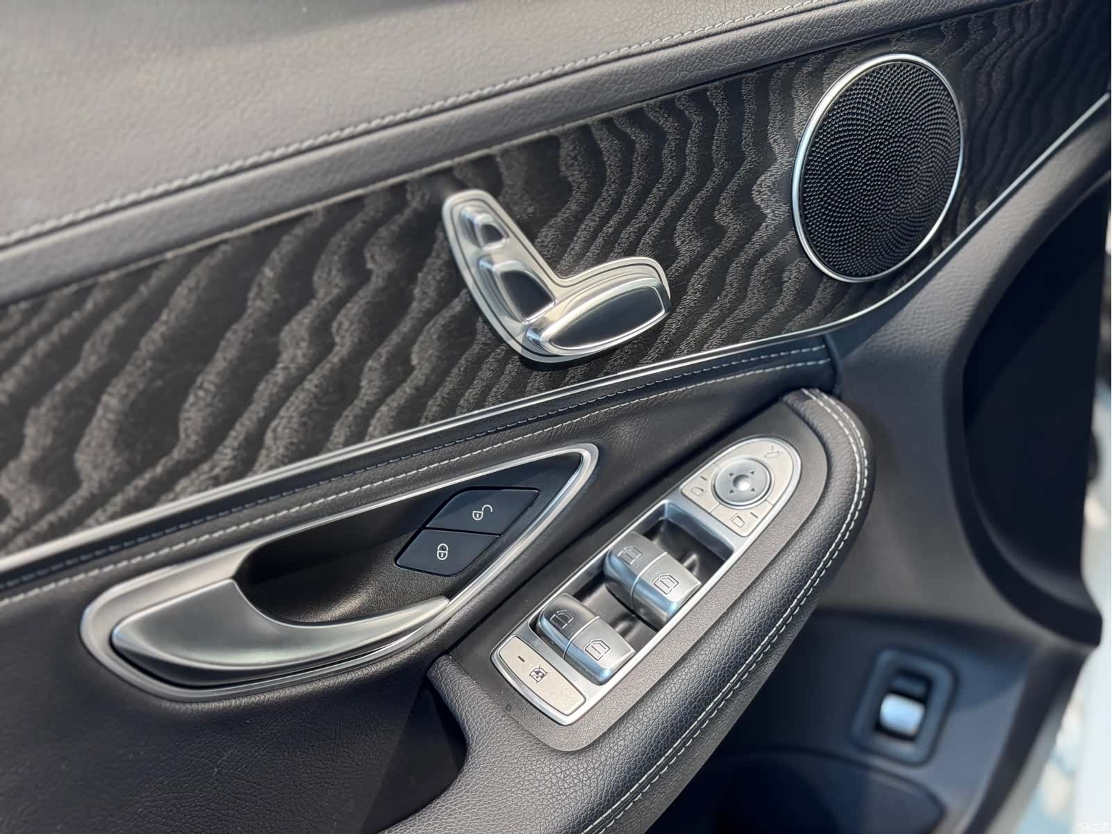 Mercedes-Benz C-Class, 2016 14