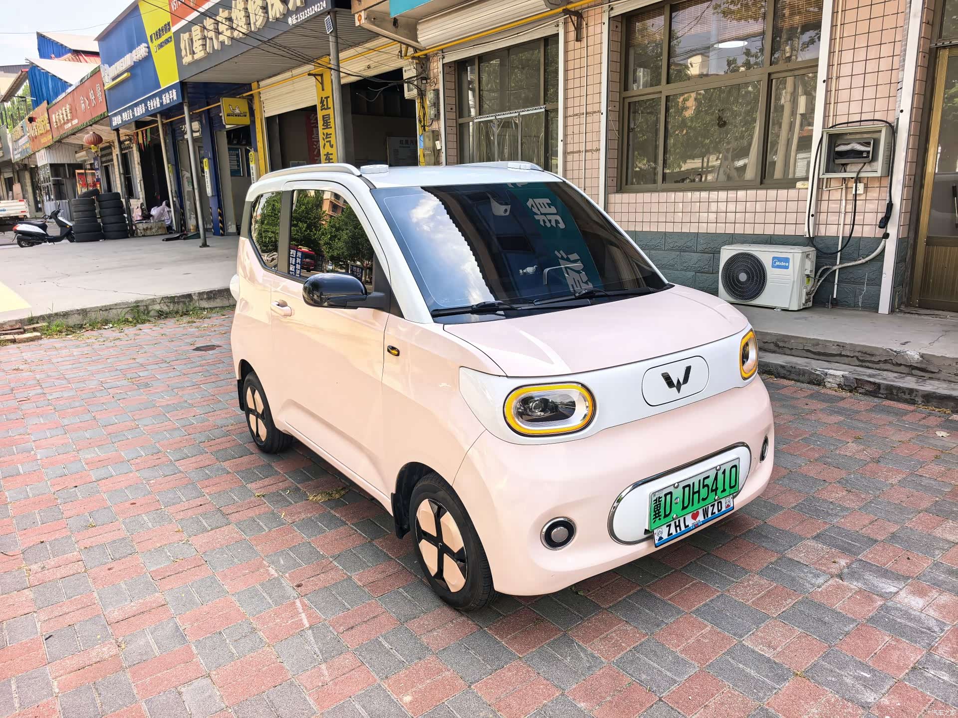 Wuling MINIEV, 2024 2