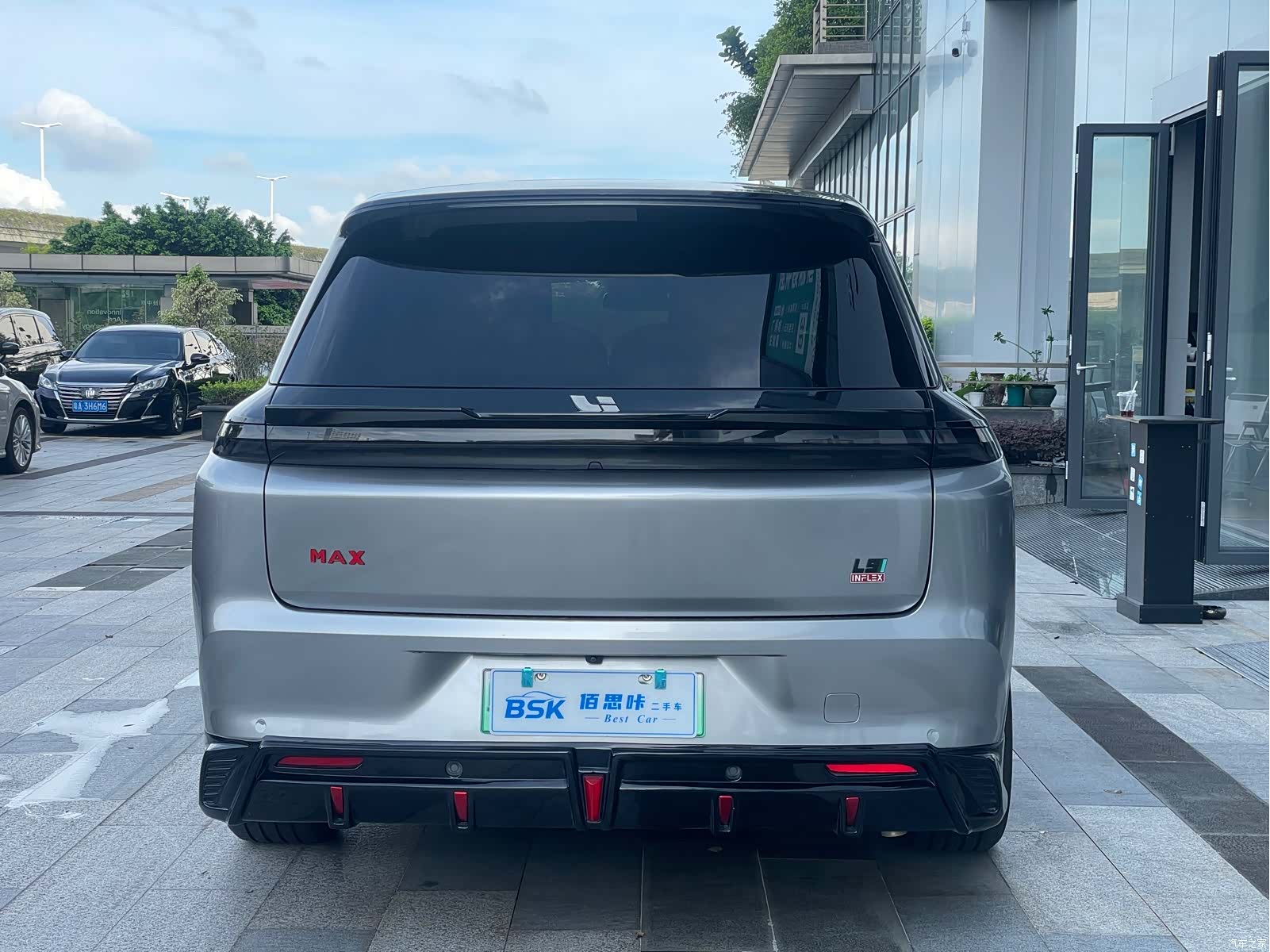 Li Auto L8, 2023 12
