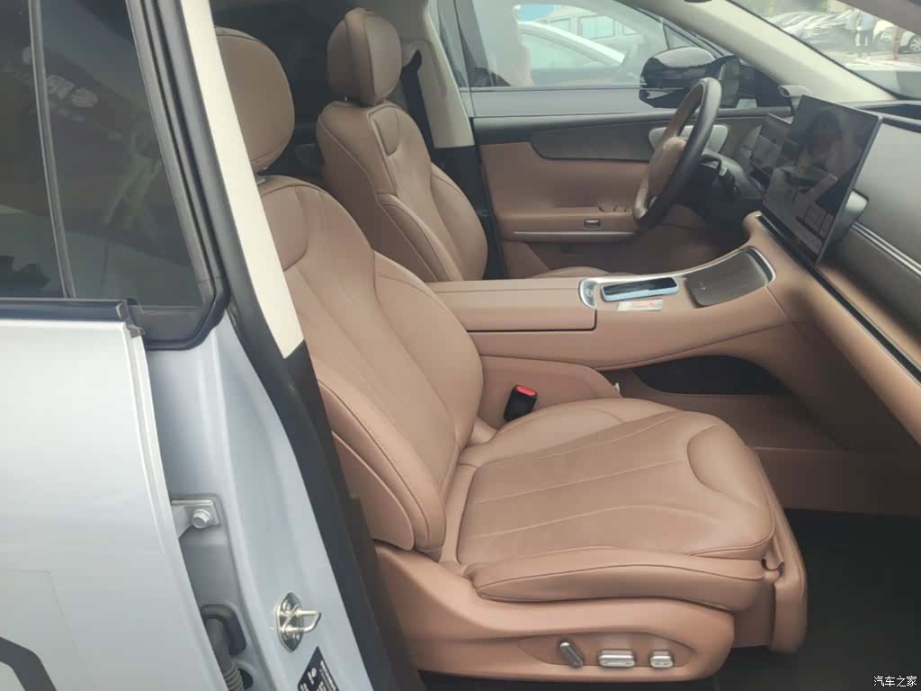 Leapmotor C11, 2025 20