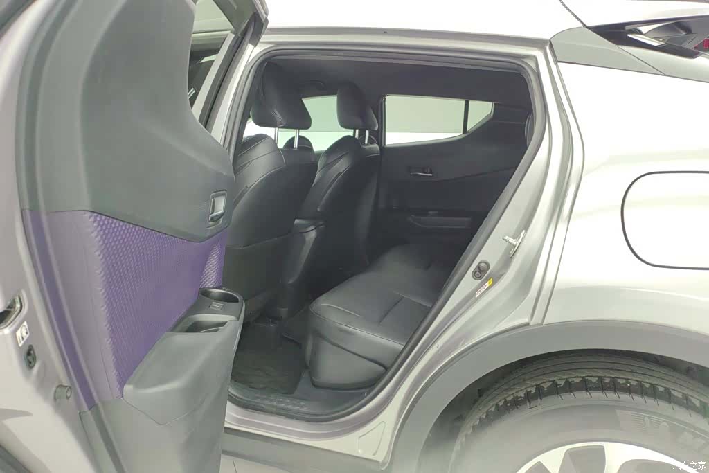 Toyota IZOA, 2019 11