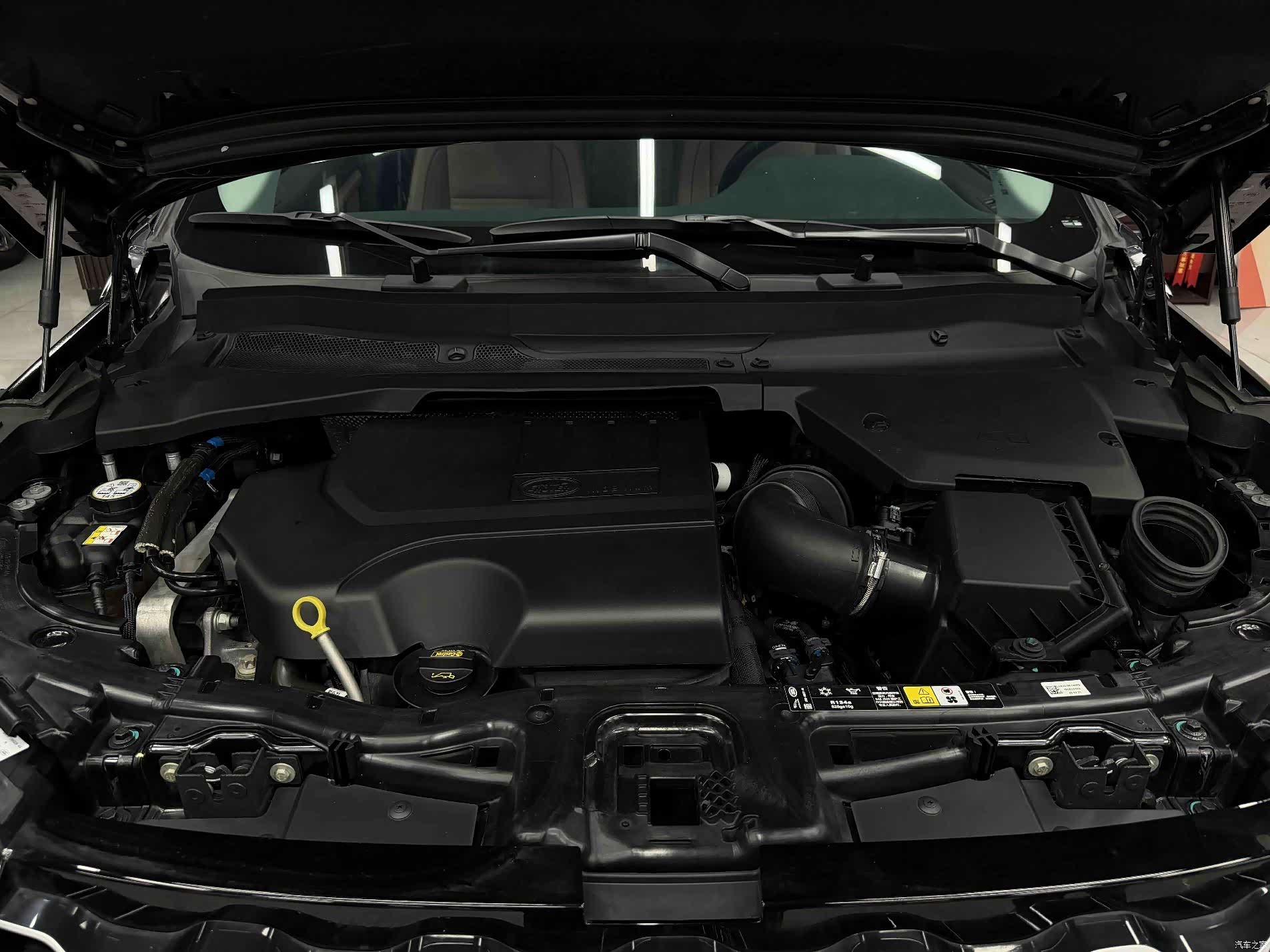 Land Rover Discovery, 2024 11