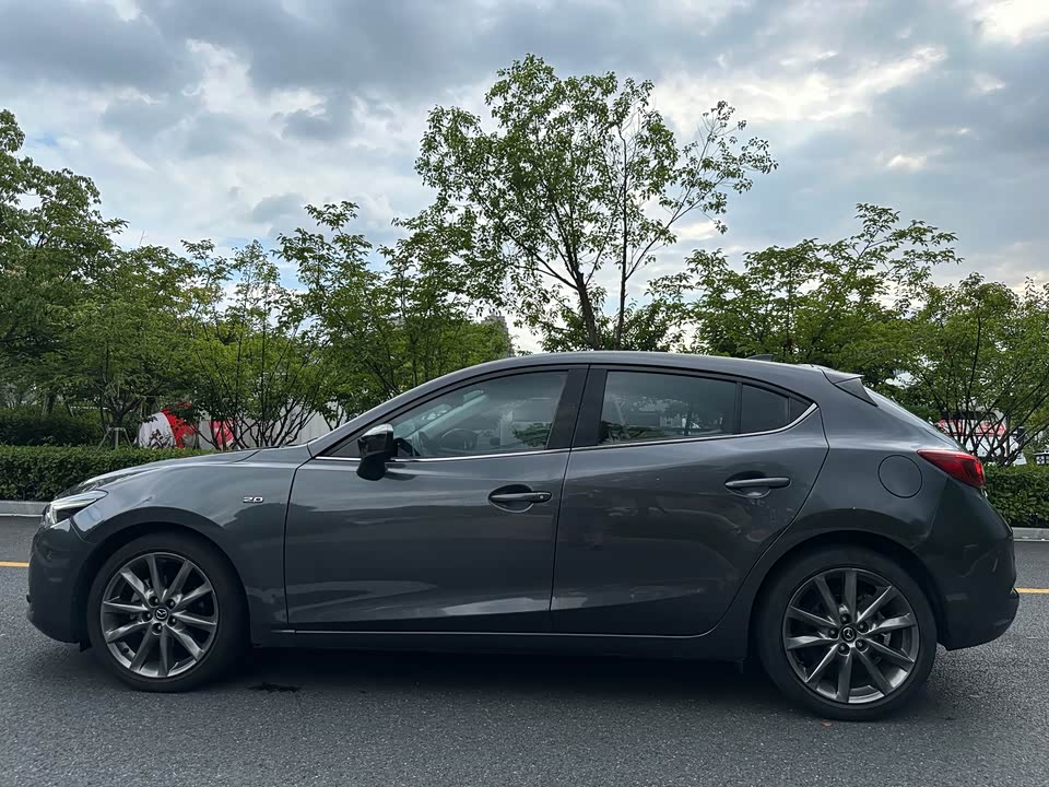Mazda 3 Angkesaila Mazda 3 Angkesaila