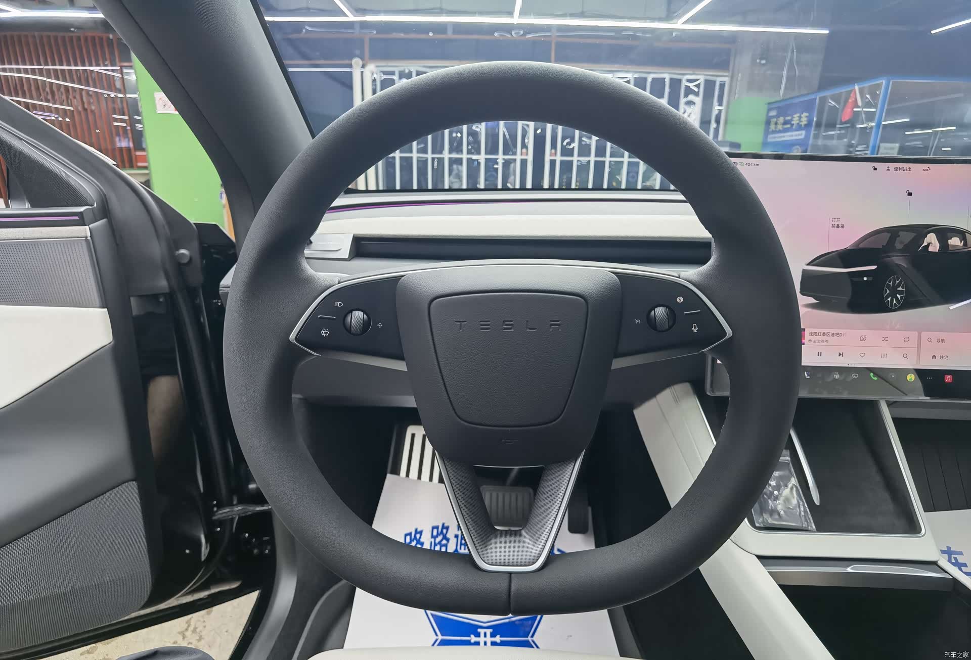 Tesla Model Y, 2026 10