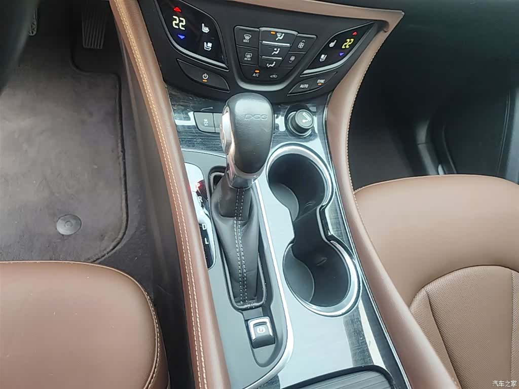 Buick Envision Plus, 2021 14