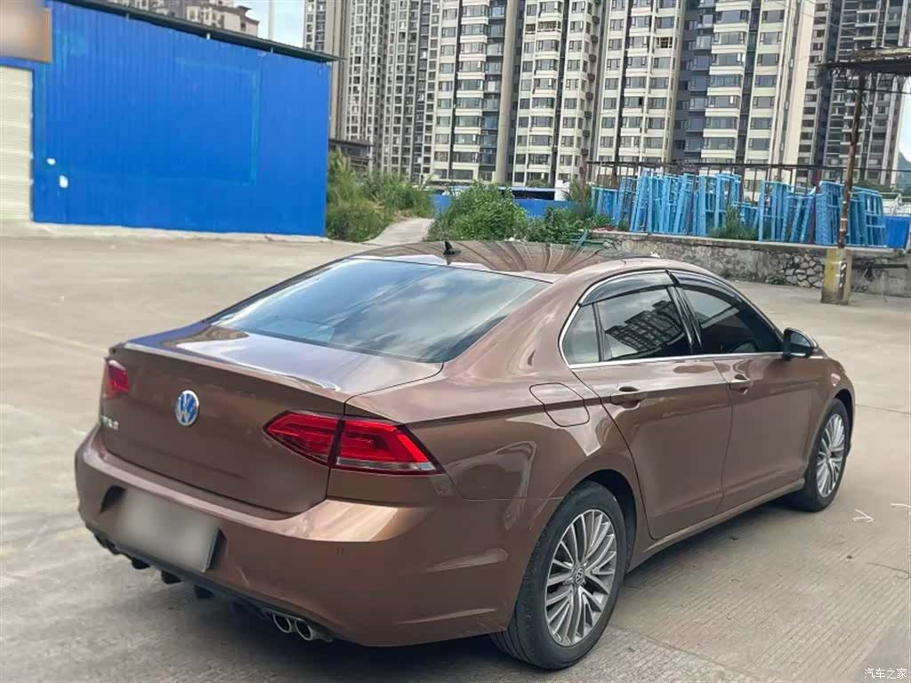 Volkswagen Lamando, 2015 7