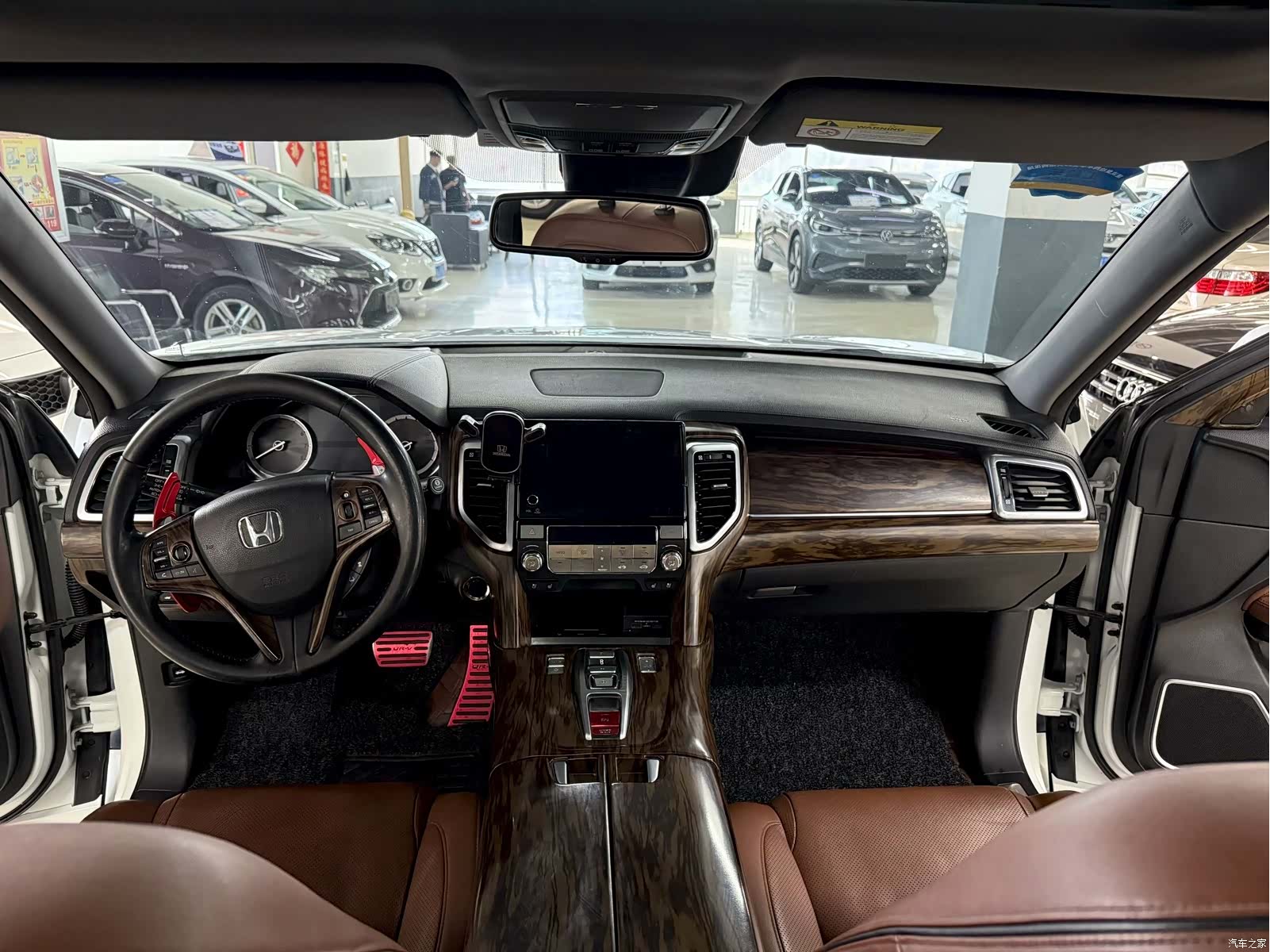 Honda UR-V, 2017 все фото