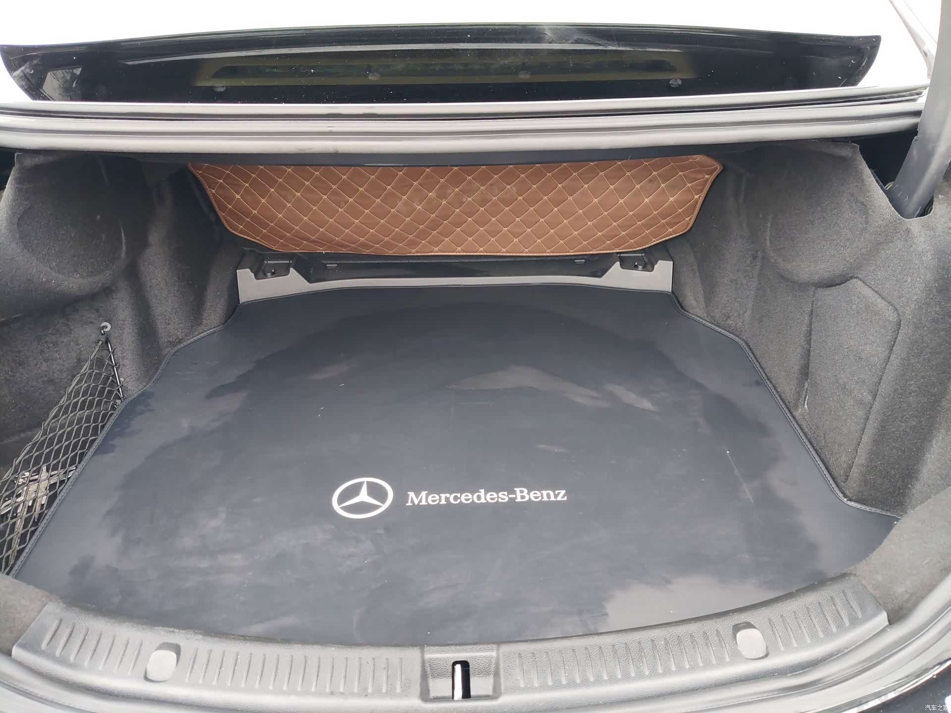 Mercedes-Benz E-Class, 2018 12