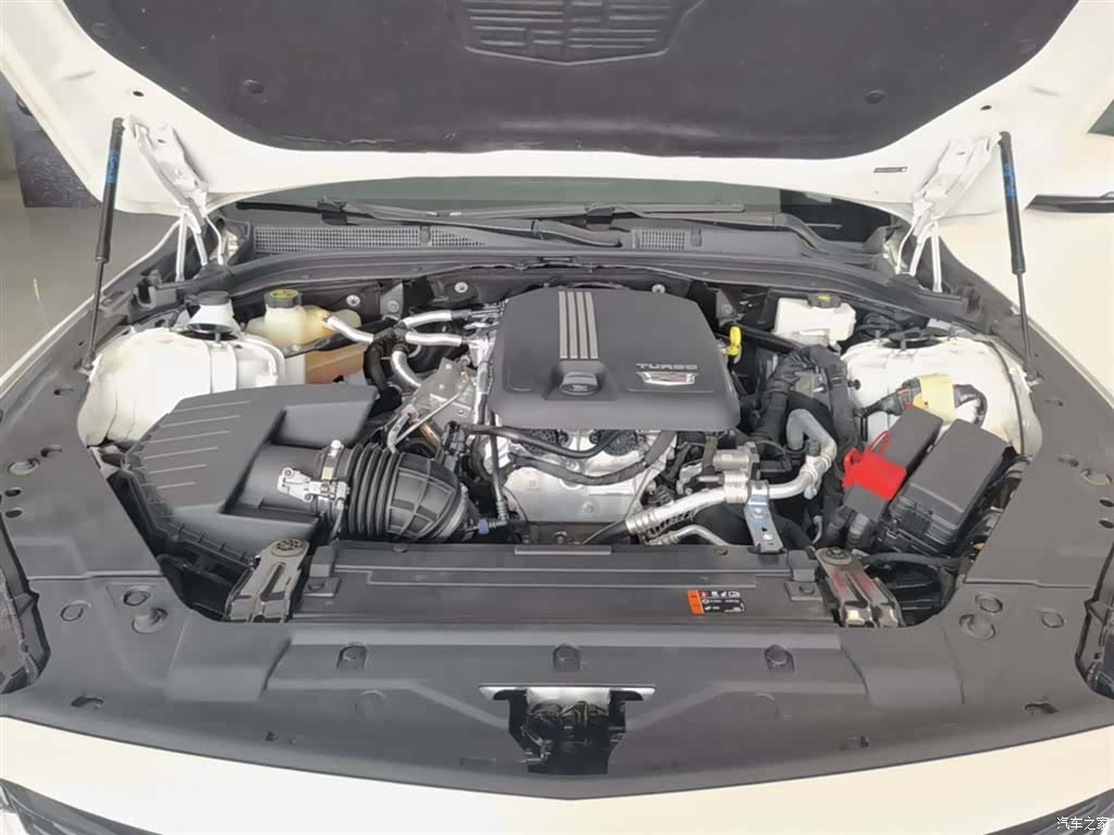 Cadillac CT5, 2024 16