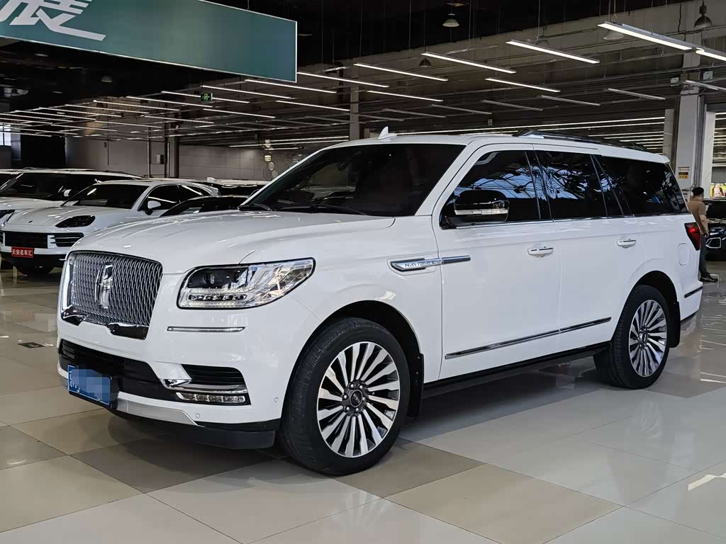 Lincoln Navigator