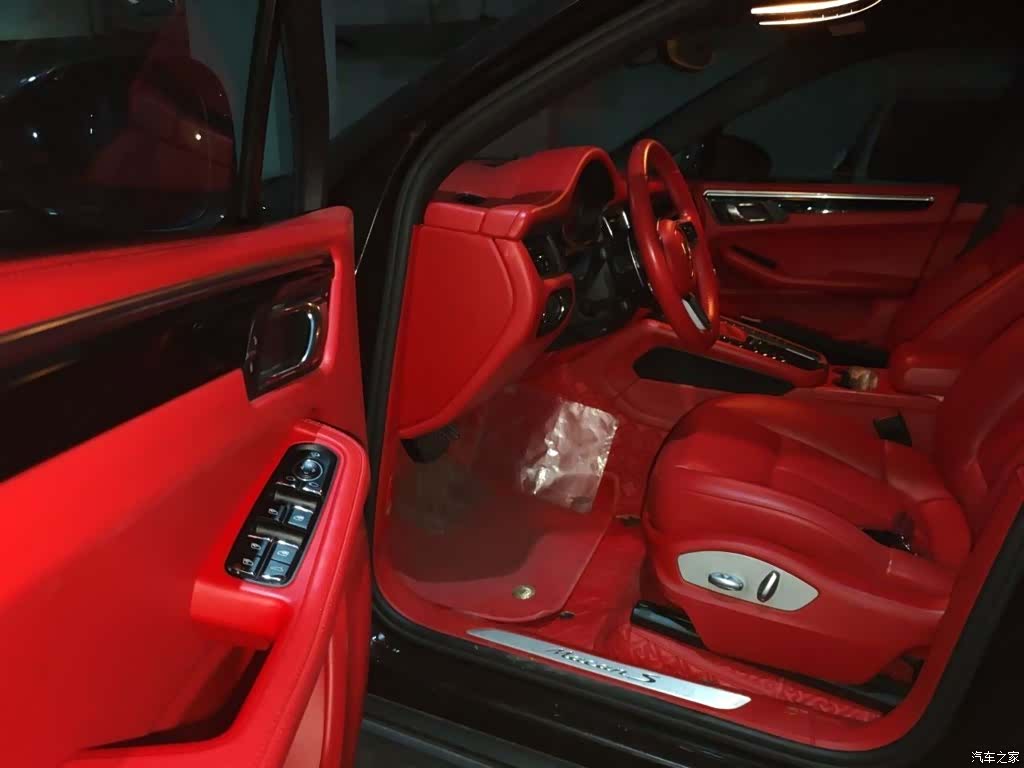 Porsche Macan, 2016 12