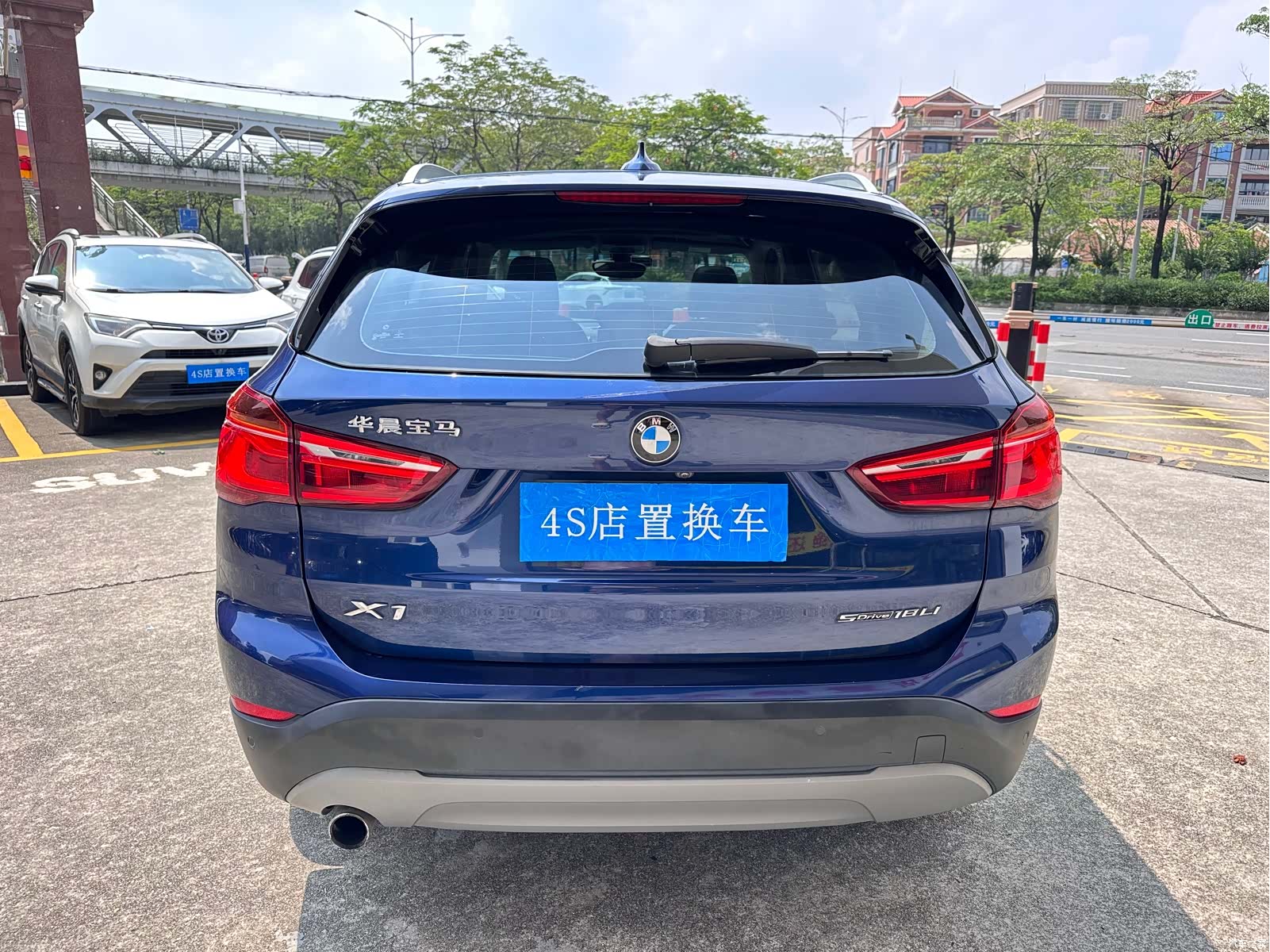 BMW X1, 2019 все фото