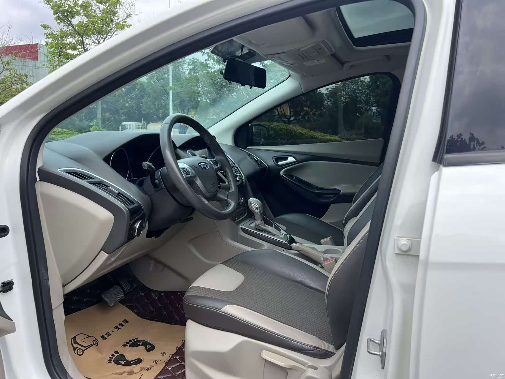 Ford Focus, 2013 9