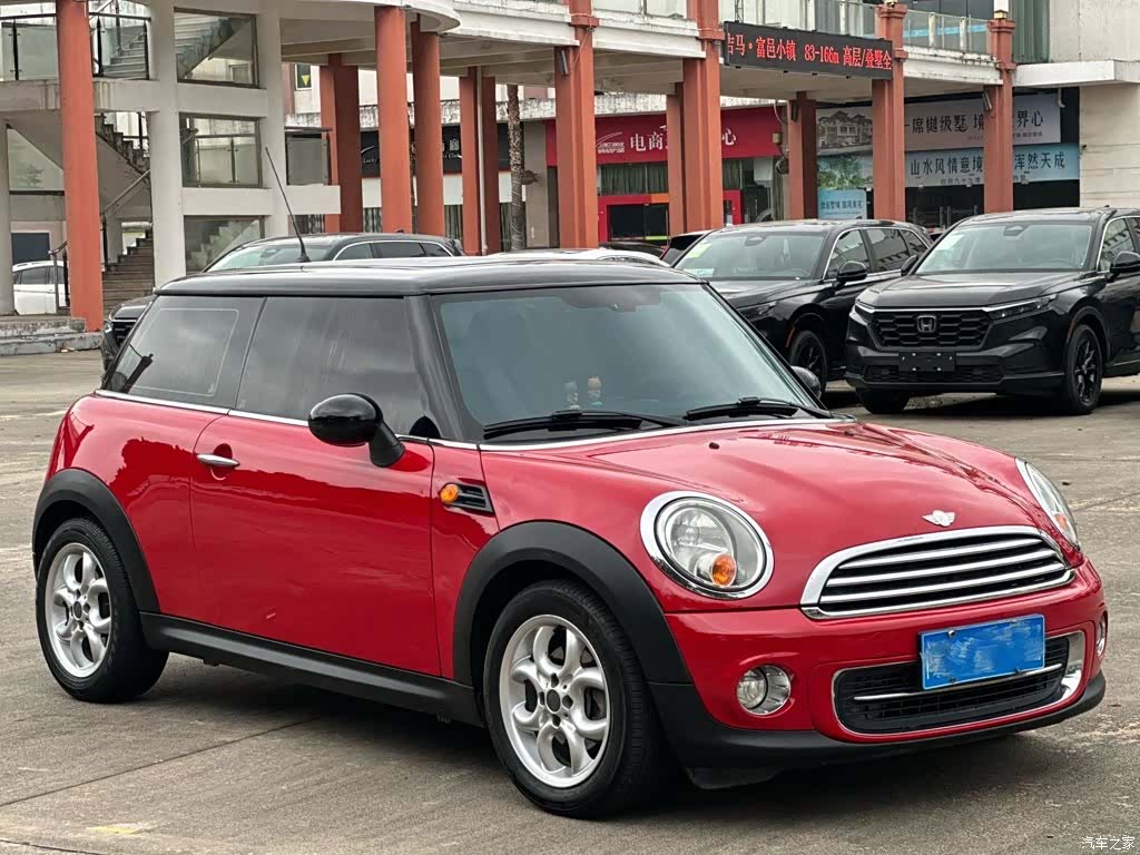 Mini Cooper, 2014 3