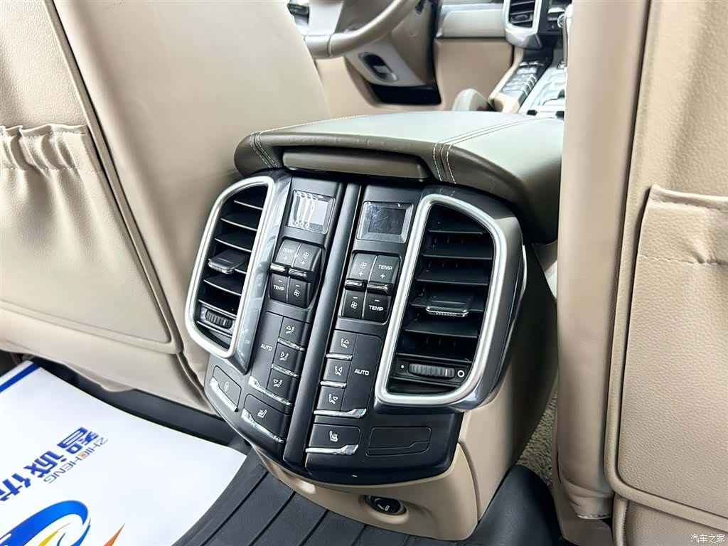 Porsche Cayenne, 2012 14