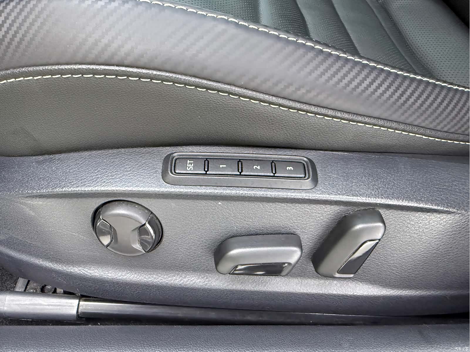 Volkswagen CC, 2020 17