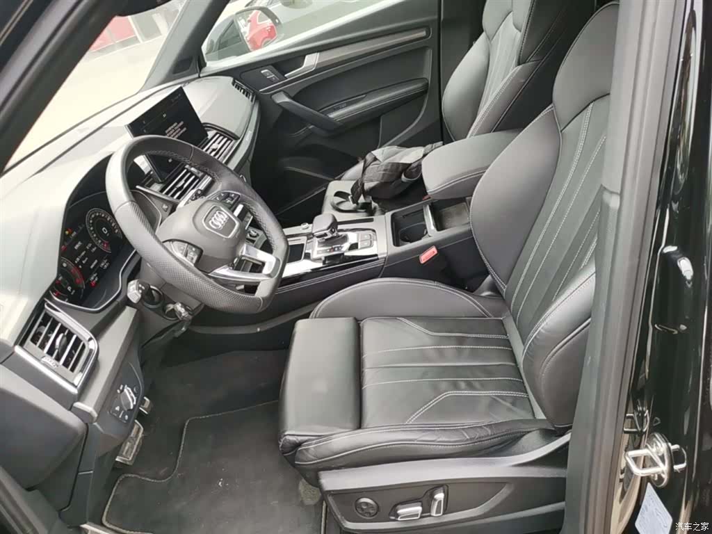 Audi Q5L, 2024 22