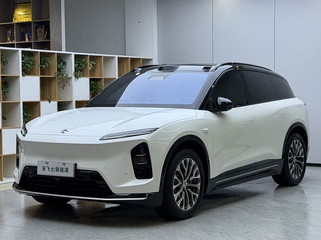 NIO ES6