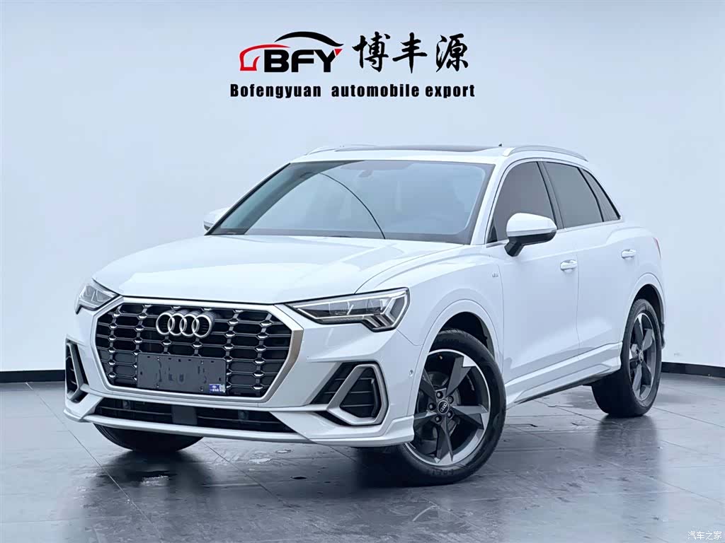 Audi Q3, 2022 1