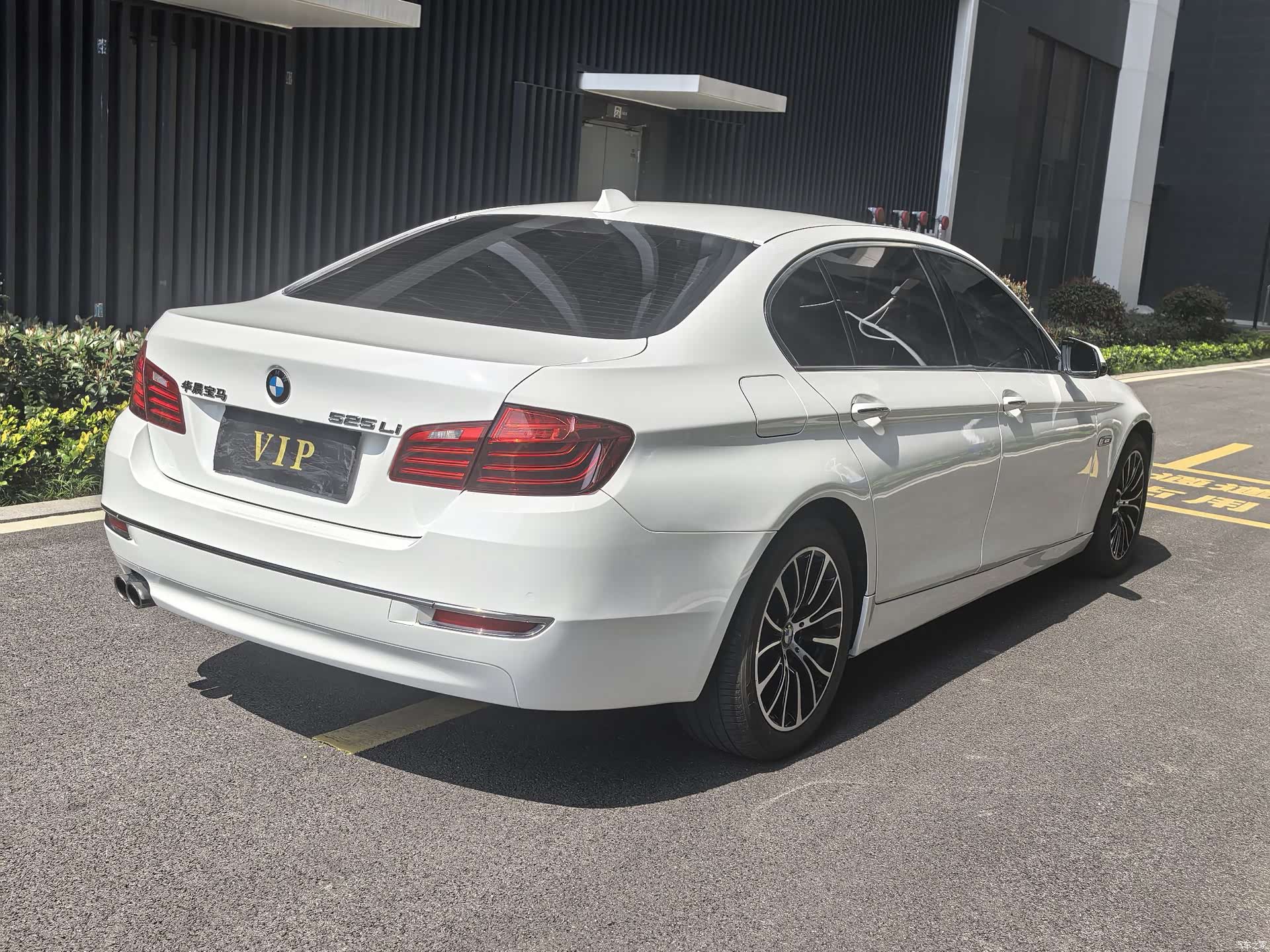 BMW 5 Series, 2017 все фото
