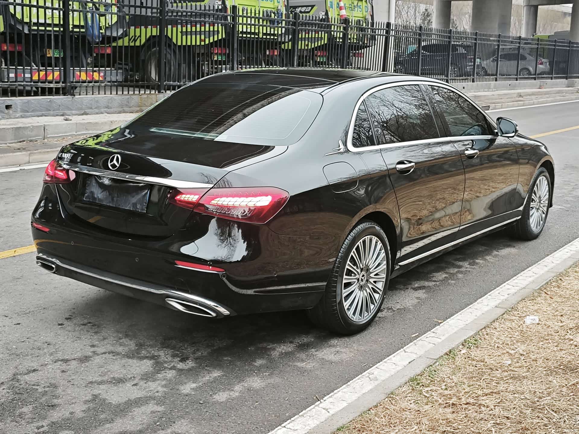 Mercedes-Benz E-Class, 2022 6