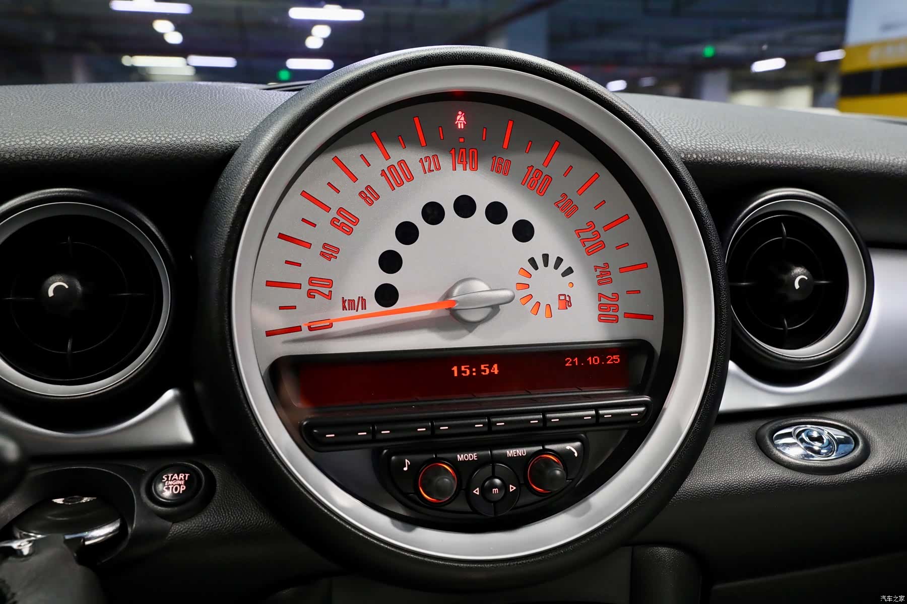 Mini Cooper, 2011 15