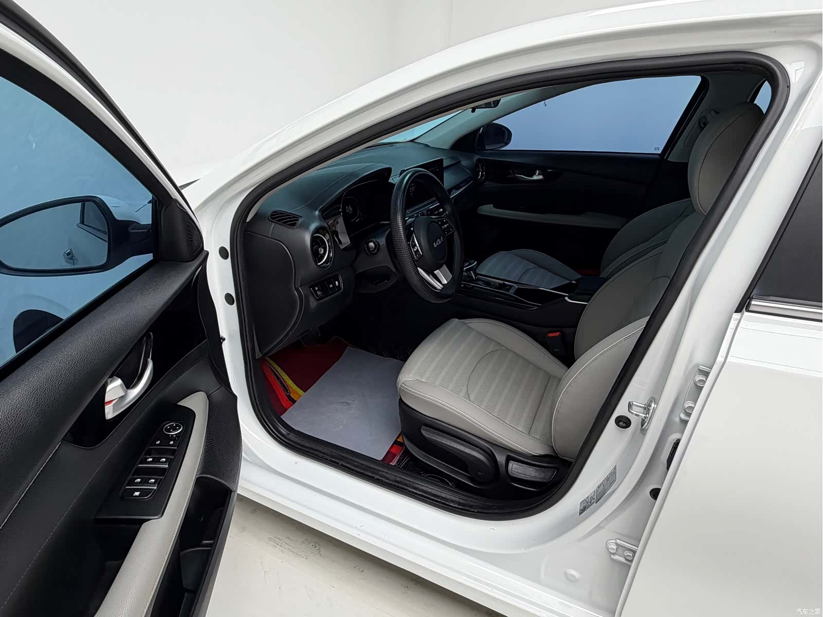 Kia K3, 2023 12