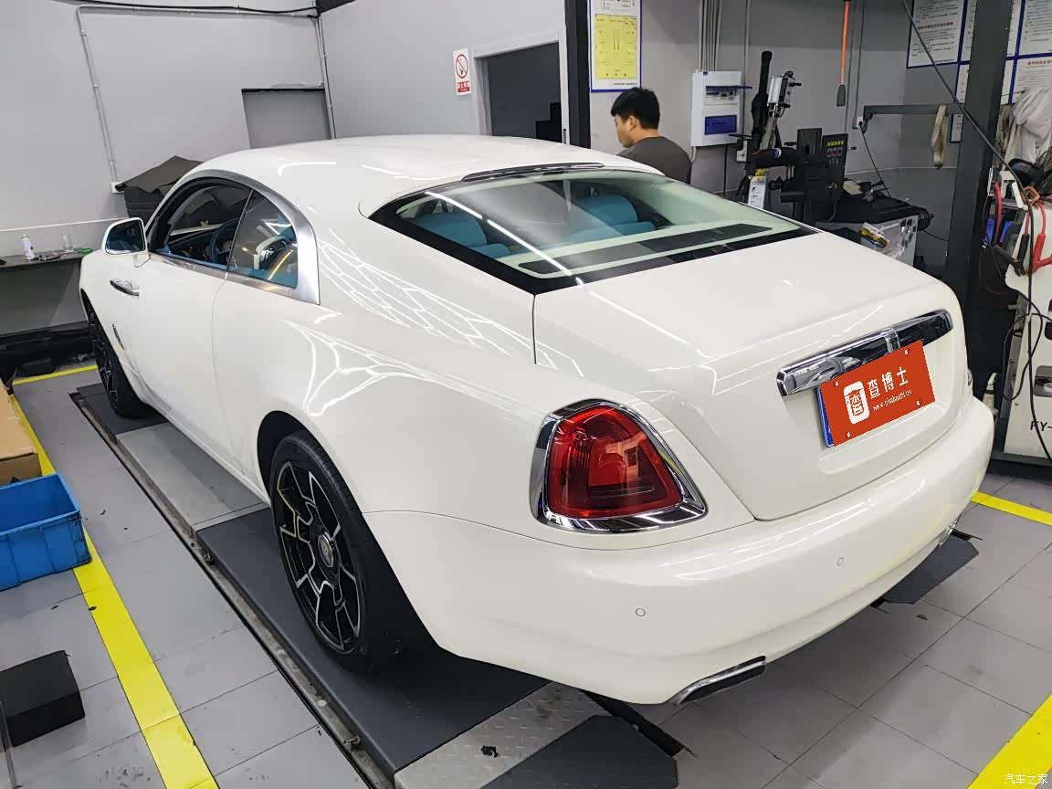 Rolls-Royce Wraith, 2017 3