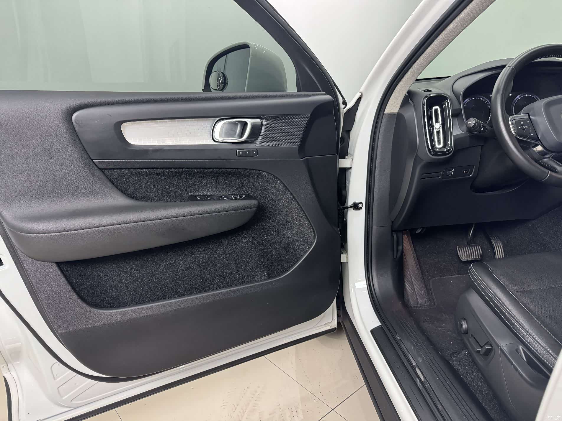 Volvo XC40, 2019 8