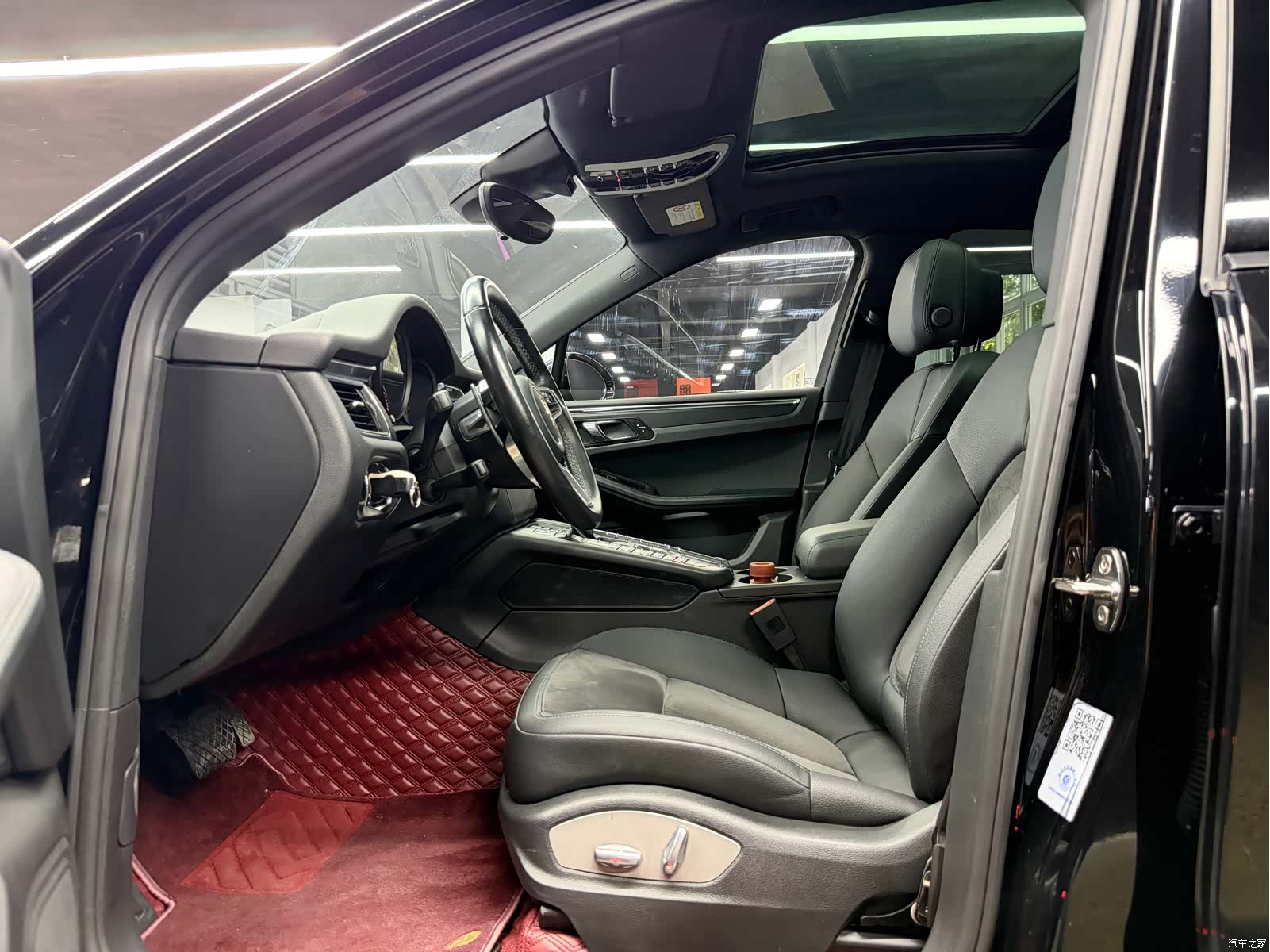 Porsche Macan, 2017 все фото
