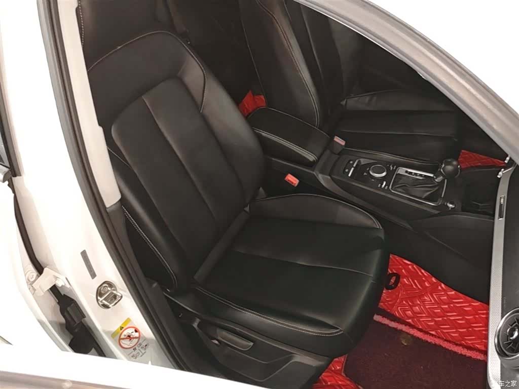 Audi Q2L, 2020 25