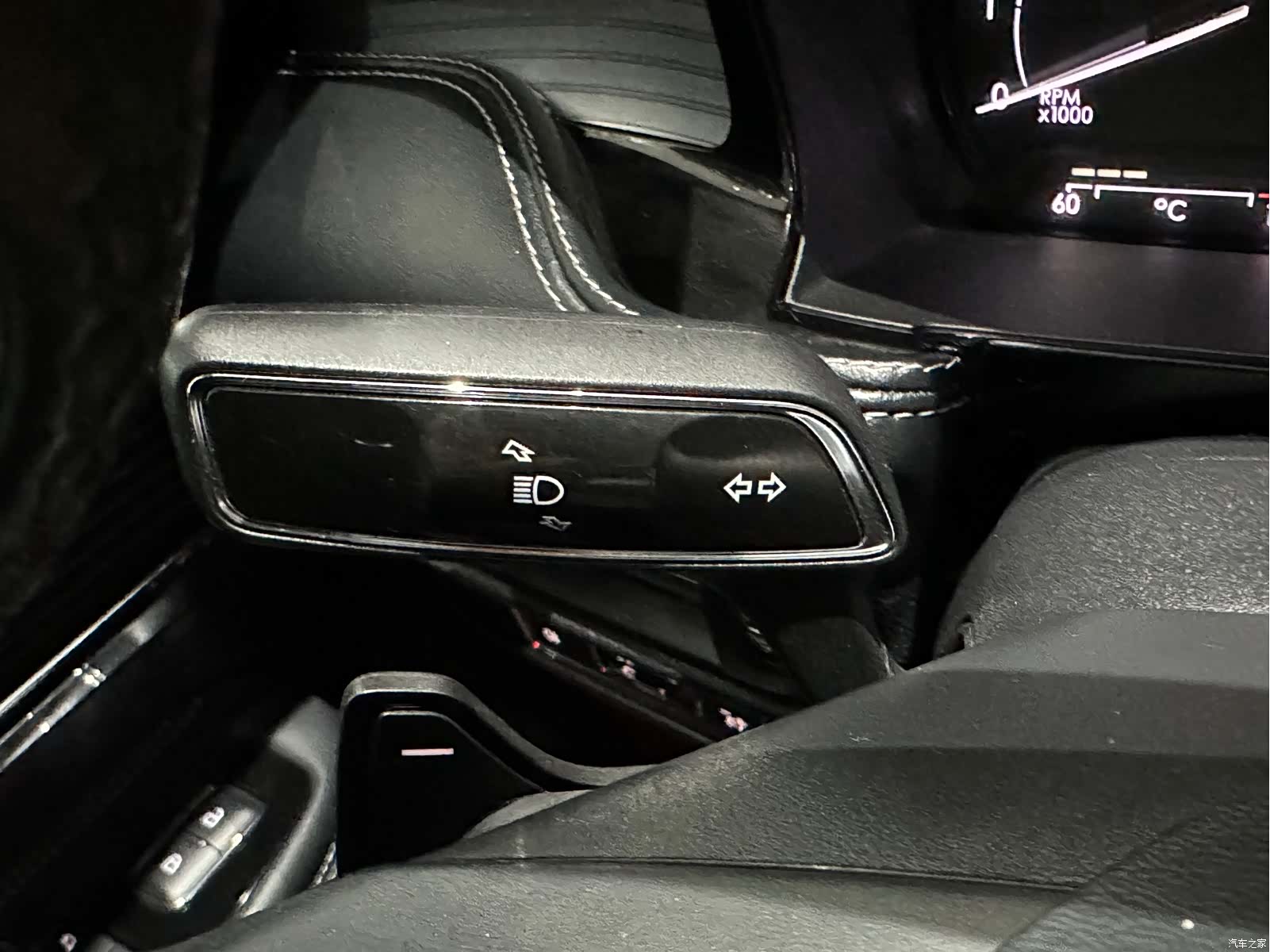 Lincoln Corsair, 2021 12