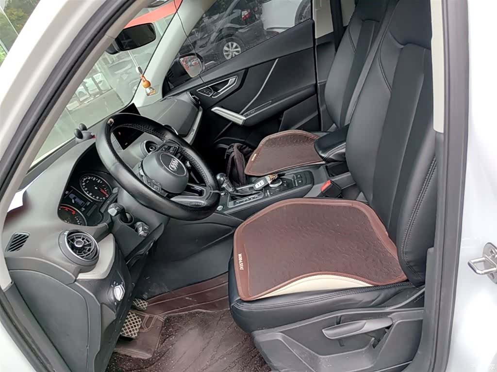 Audi Q2L, 2020 15