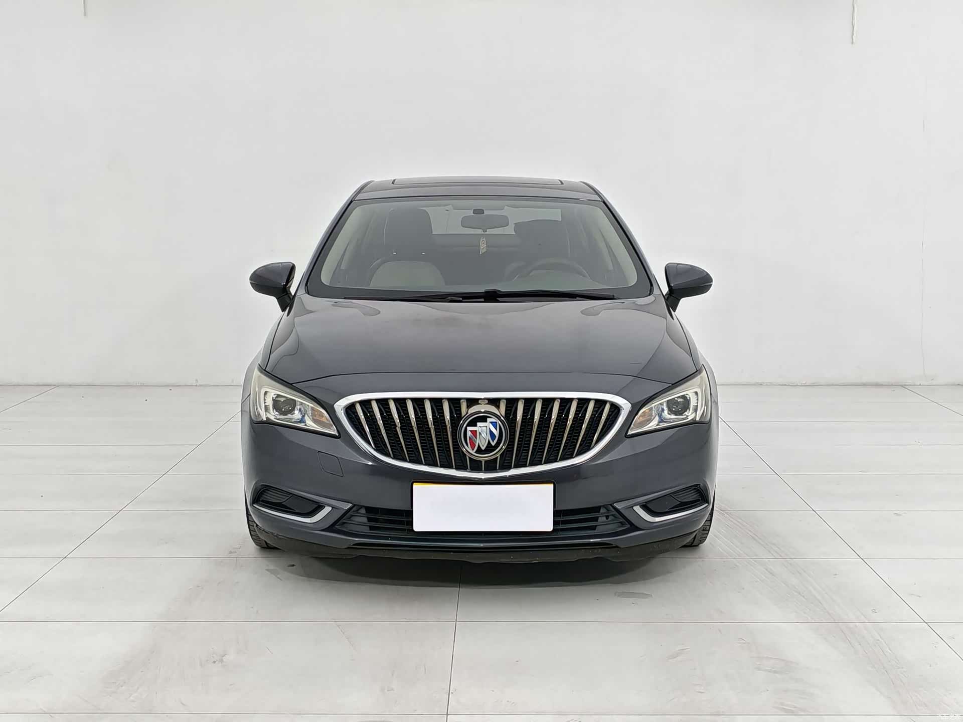 Buick Verano, 2017 3