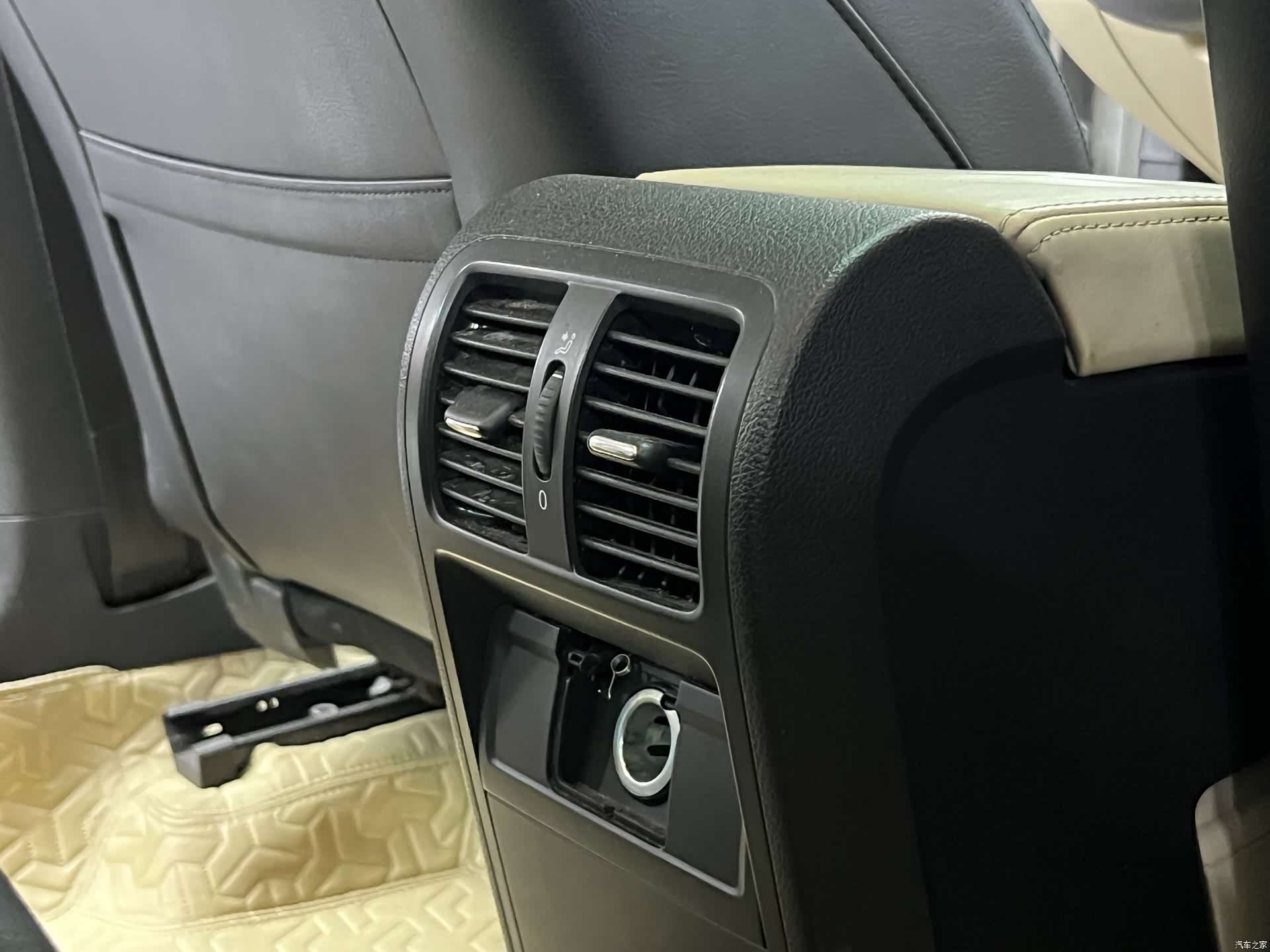 Volkswagen CC, 2011 23