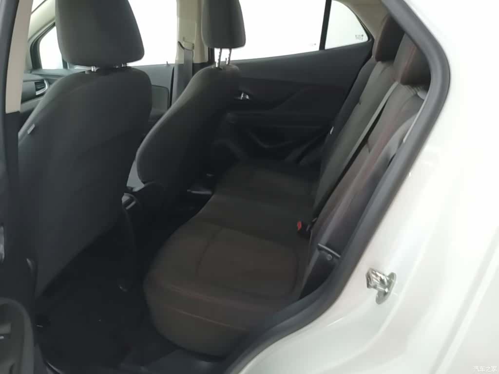 Buick Encore, 2018 17