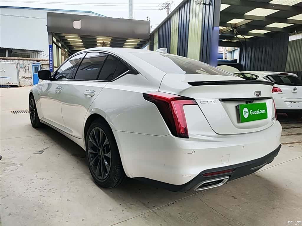 Cadillac CT5, 2023 все фото