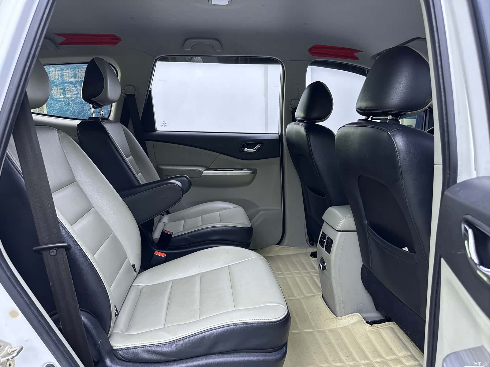 DongFeng S500, 2016 13