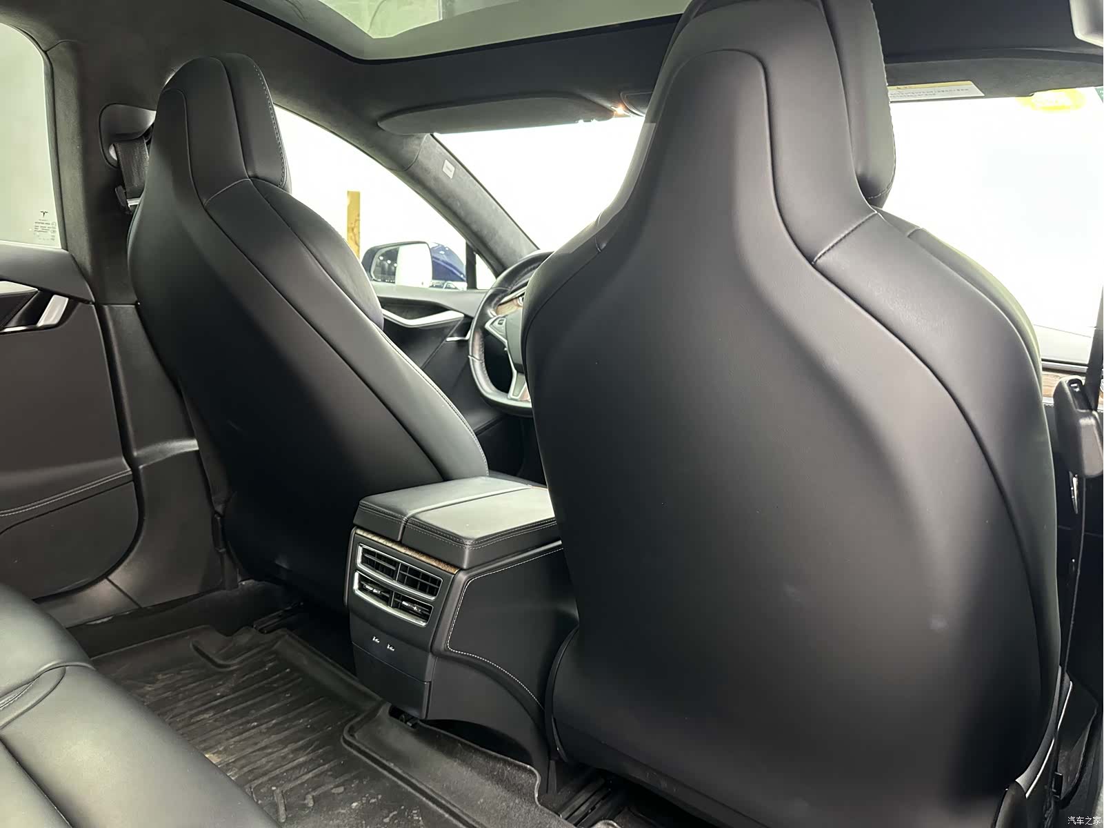 Tesla Model S, 2018 12