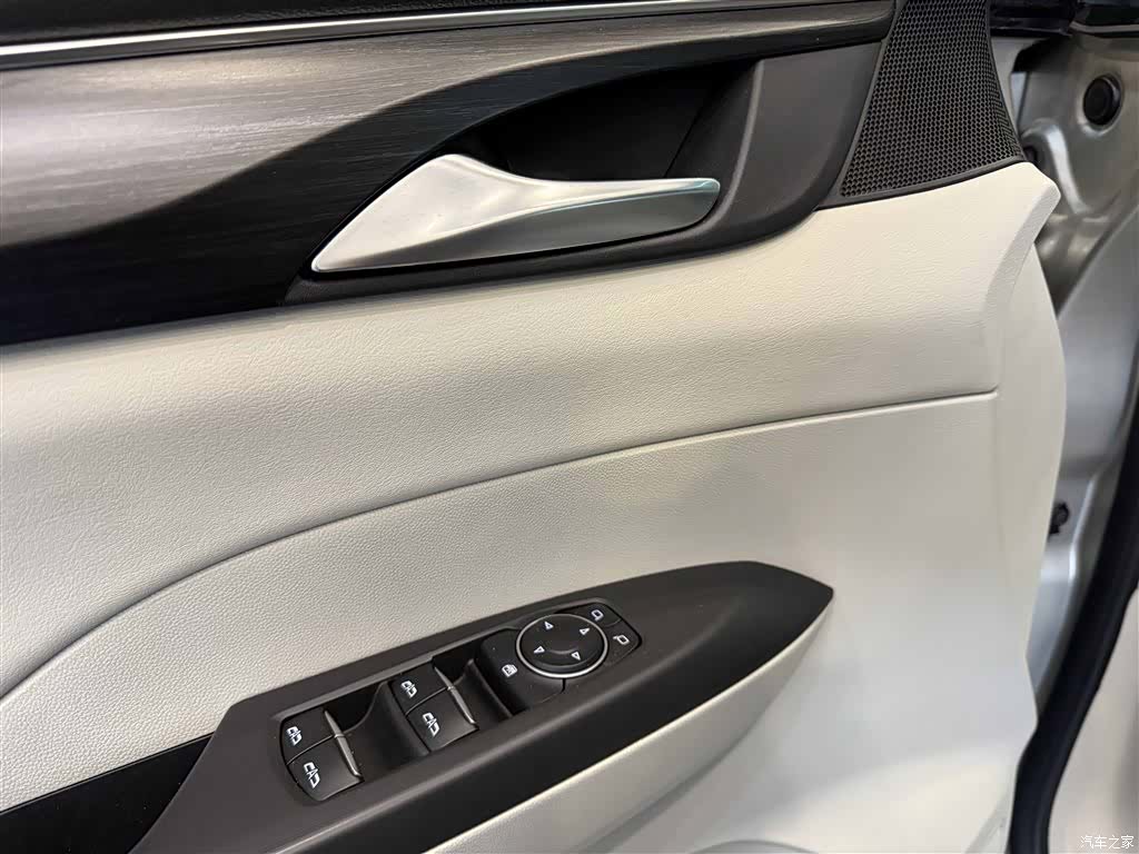Buick GL8, 2021 13