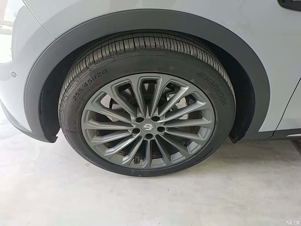 Leapmotor C11, 2025 23
