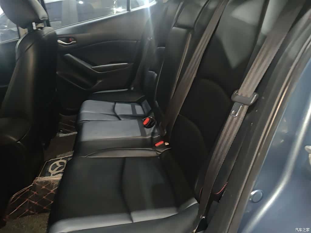 Mazda Mazda3, 2016 17
