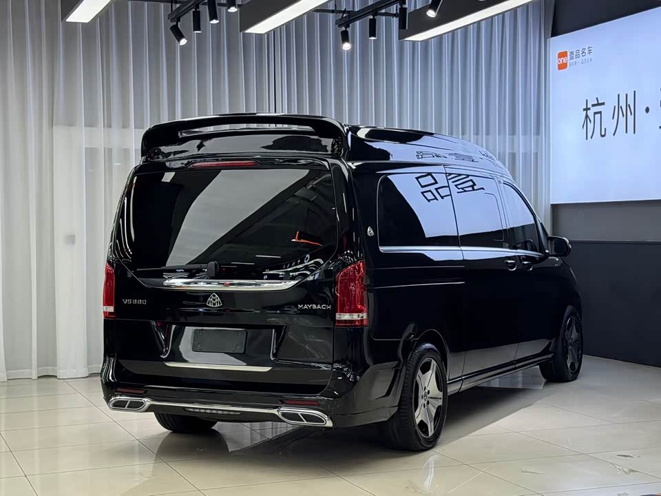 Mercedes-Benz V-class