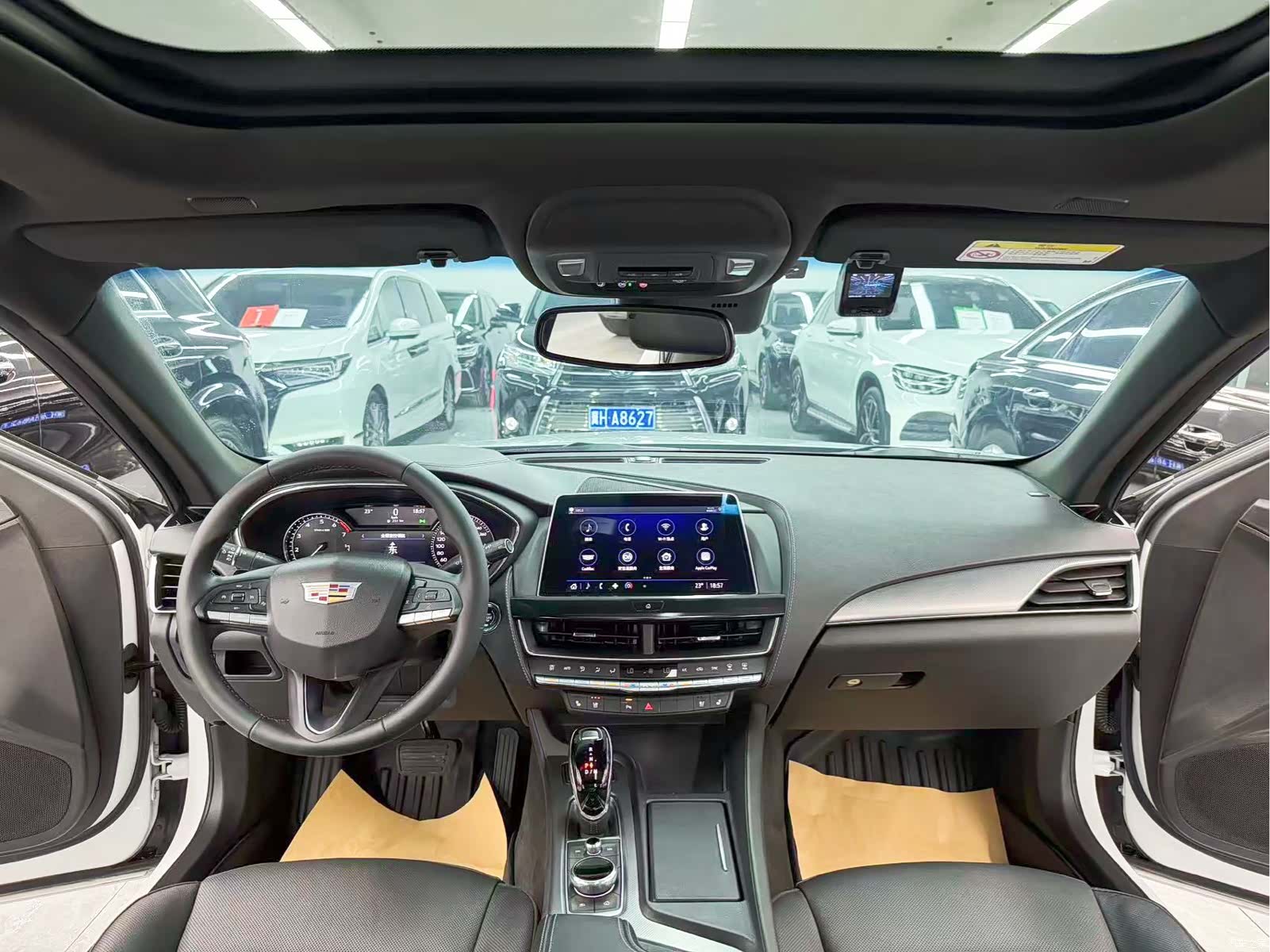 Cadillac CT5, 2023 9