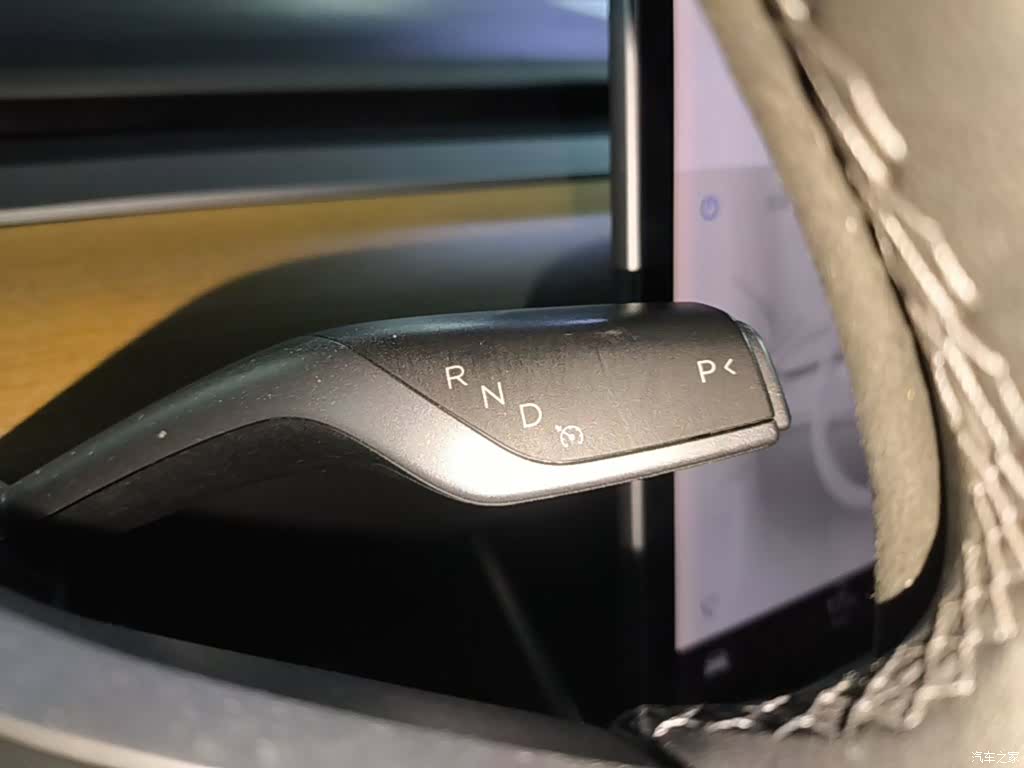 Tesla Model 3, 2020 14