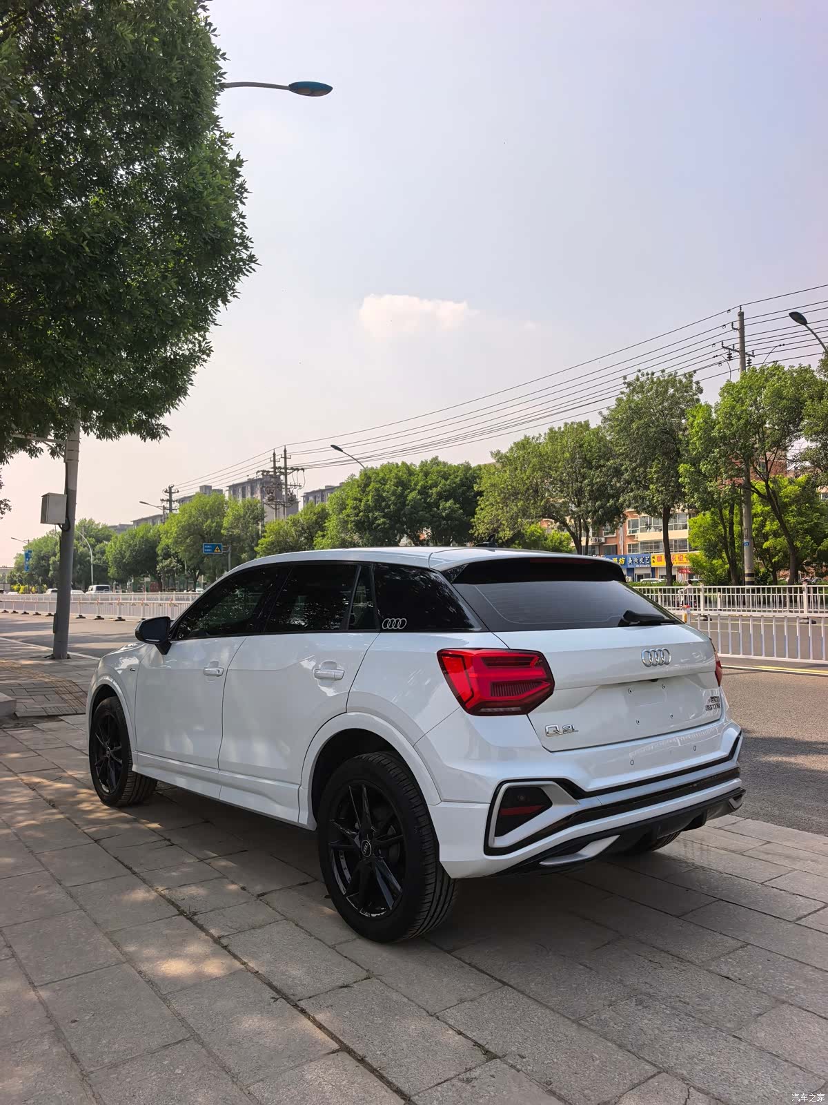 Audi Q2L, 2023 6