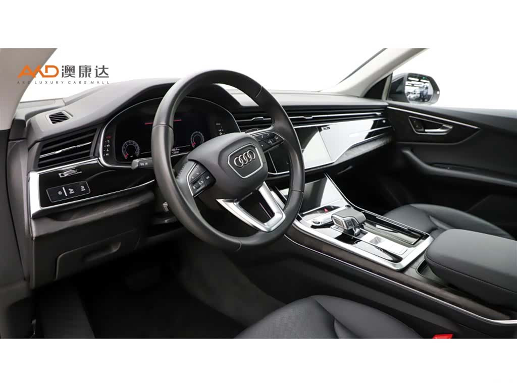 Audi Q8, 2023 6