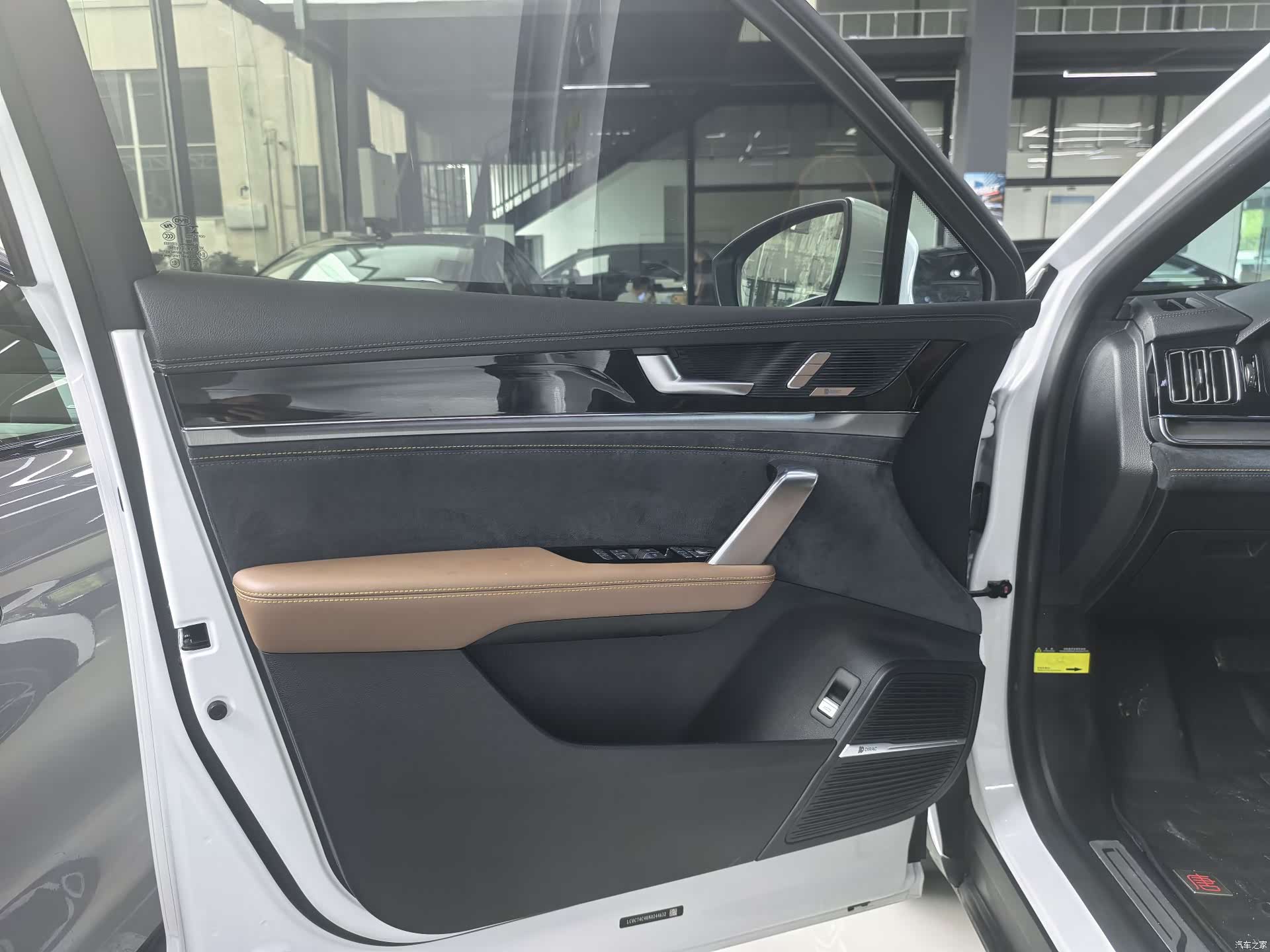 BYD Tang, 2022 16