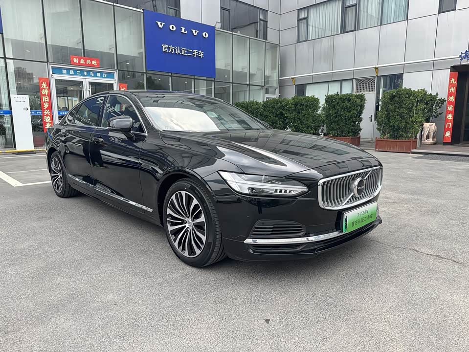 Volvo S90