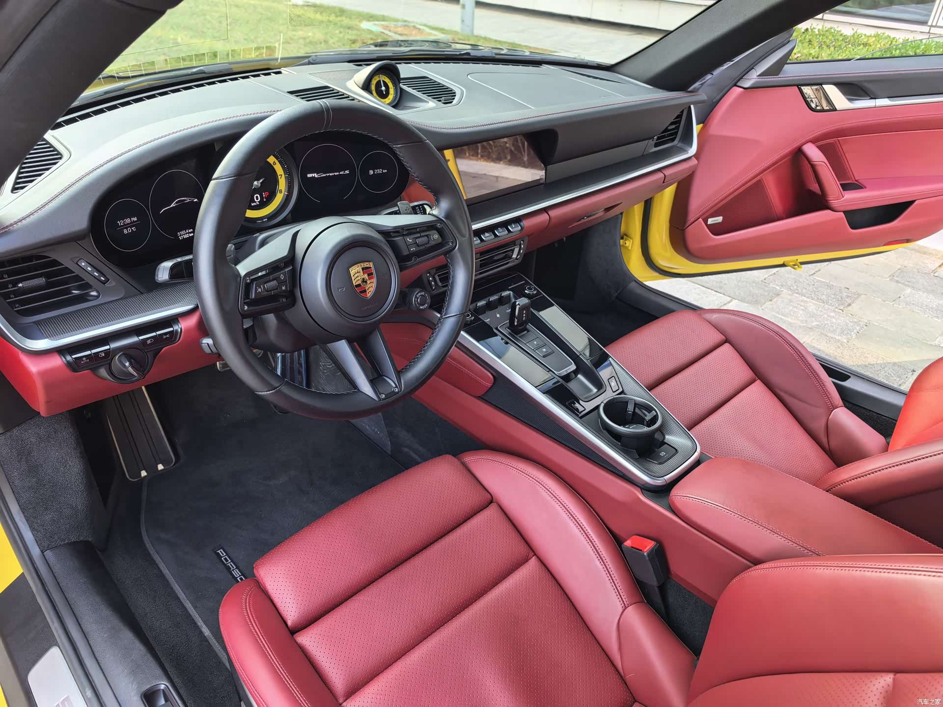 Porsche 911, 2021 10